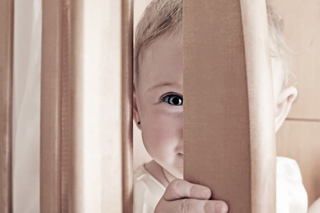 10 THINGS TODDLERS DO WHEN YOU’RE TRYING TO LEAVE THE HOUSE
