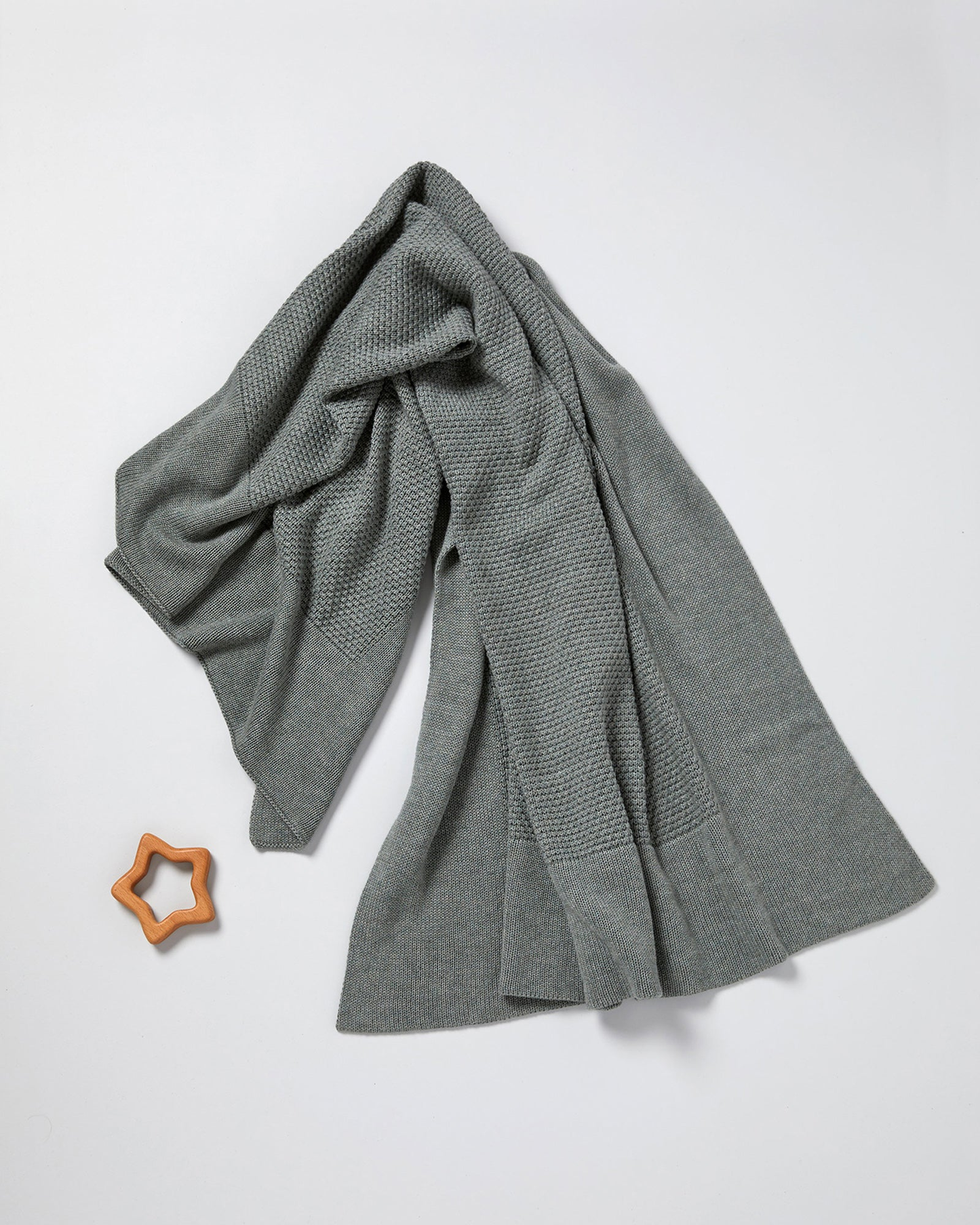 LITTLE BAMBOO TEXTURED KNIT BLANKET