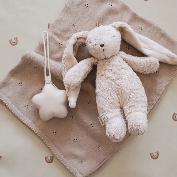 MOONIE ORGANIC HUMMING BUNNY