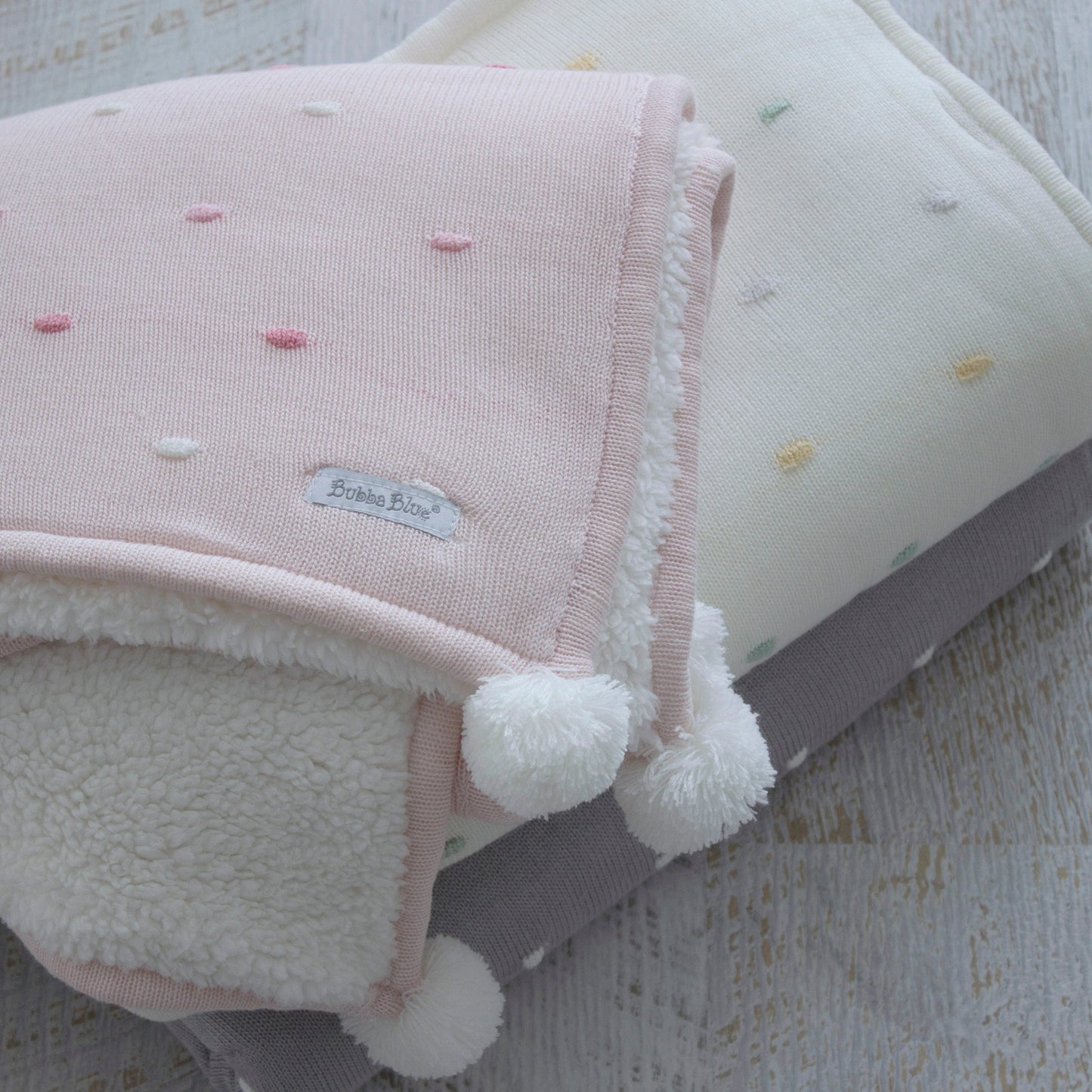 CONFETTI KNIT BLANKET