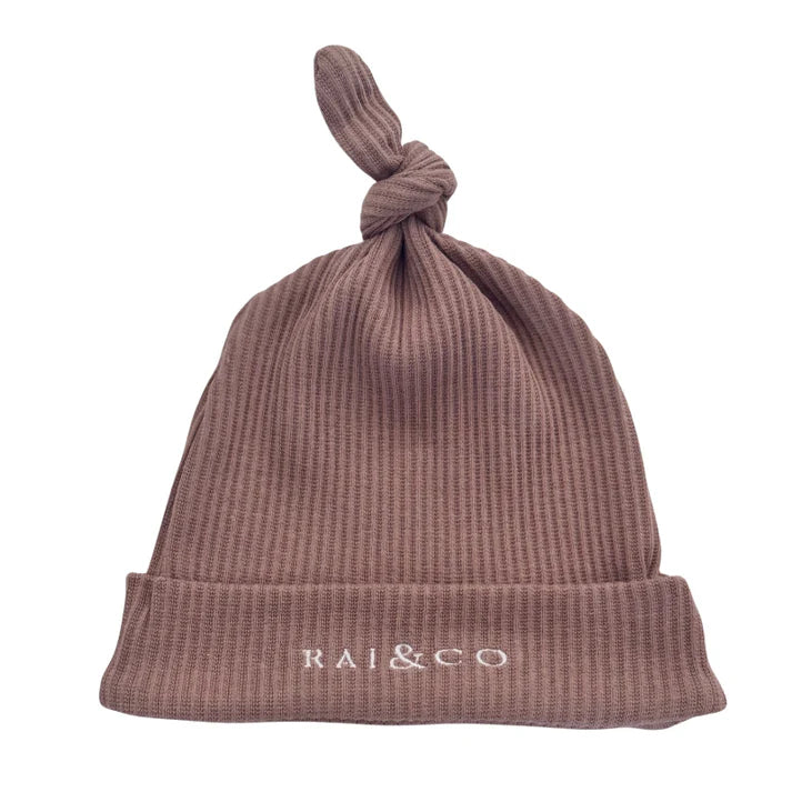 RAI & CO RIBBED KNOTTED BEANIE