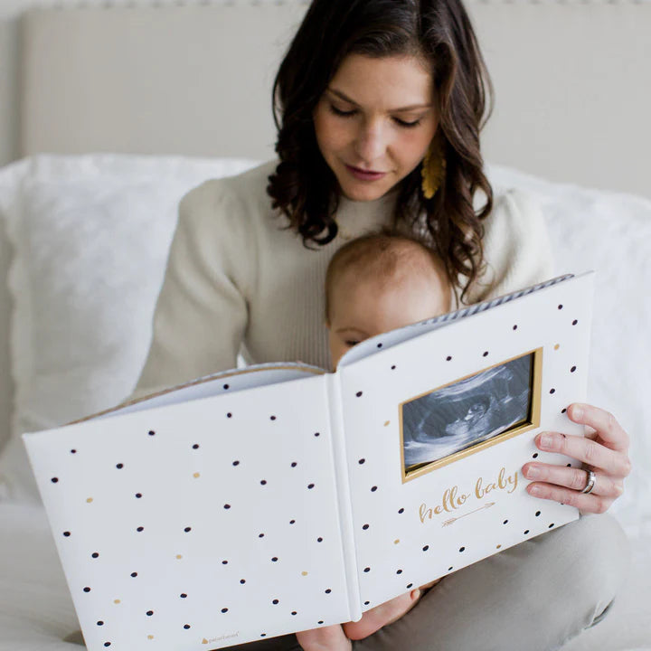 PEARHEAD BABY BOOK - HELLO BABY
