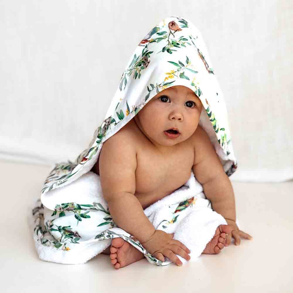 SNUGGLE ORGANIC HOODED TOWEL