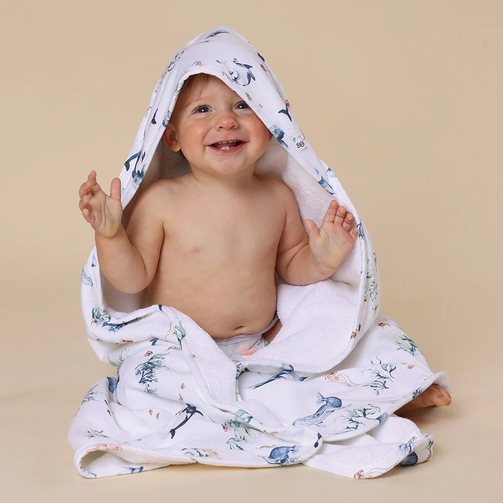 SNUGGLE ORGANIC HOODED TOWEL