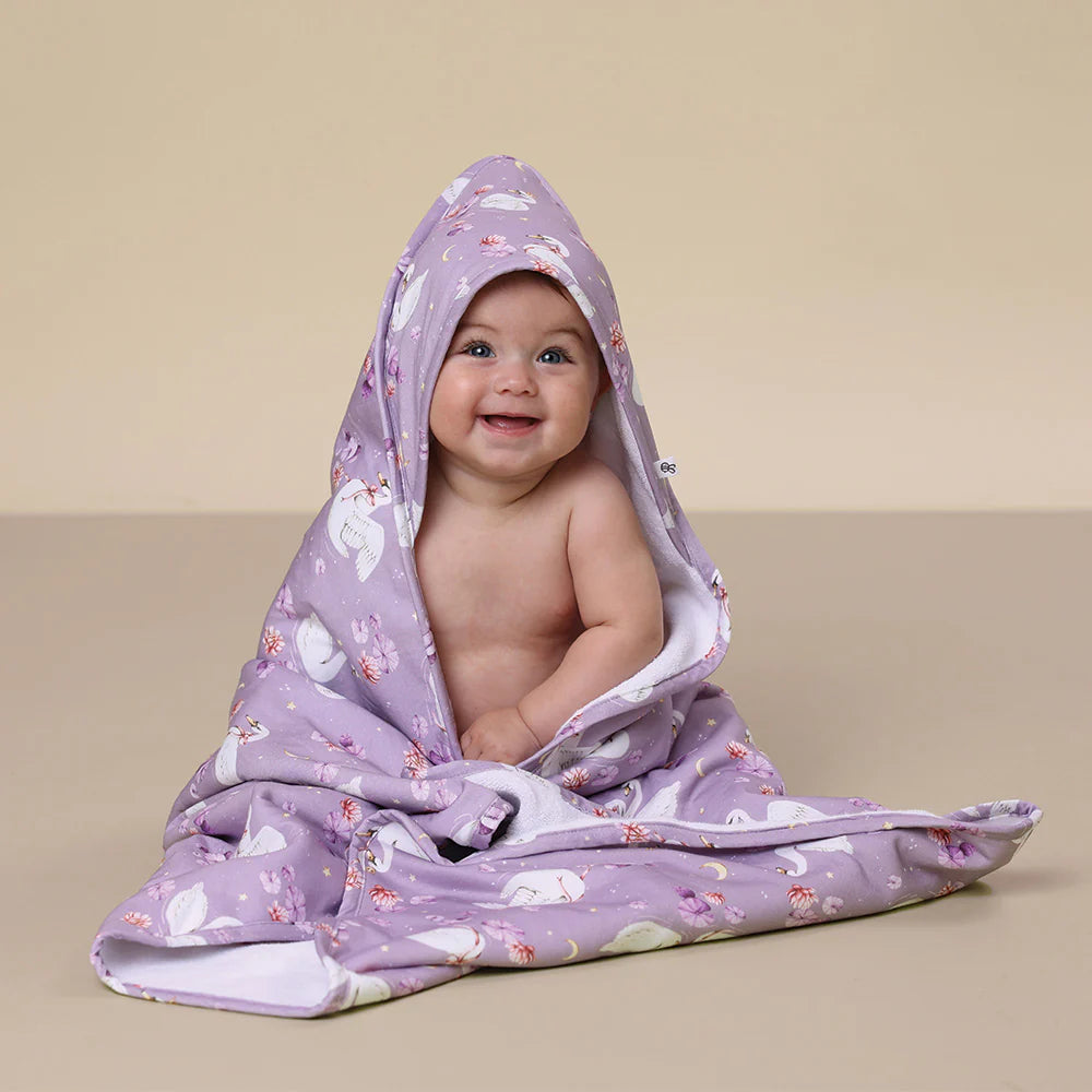 SNUGGLE ORGANIC HOODED TOWEL