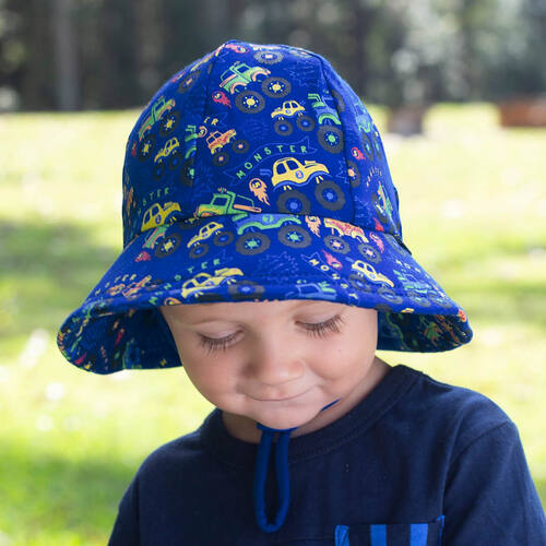 Baby bucket hat with chin best sale strap